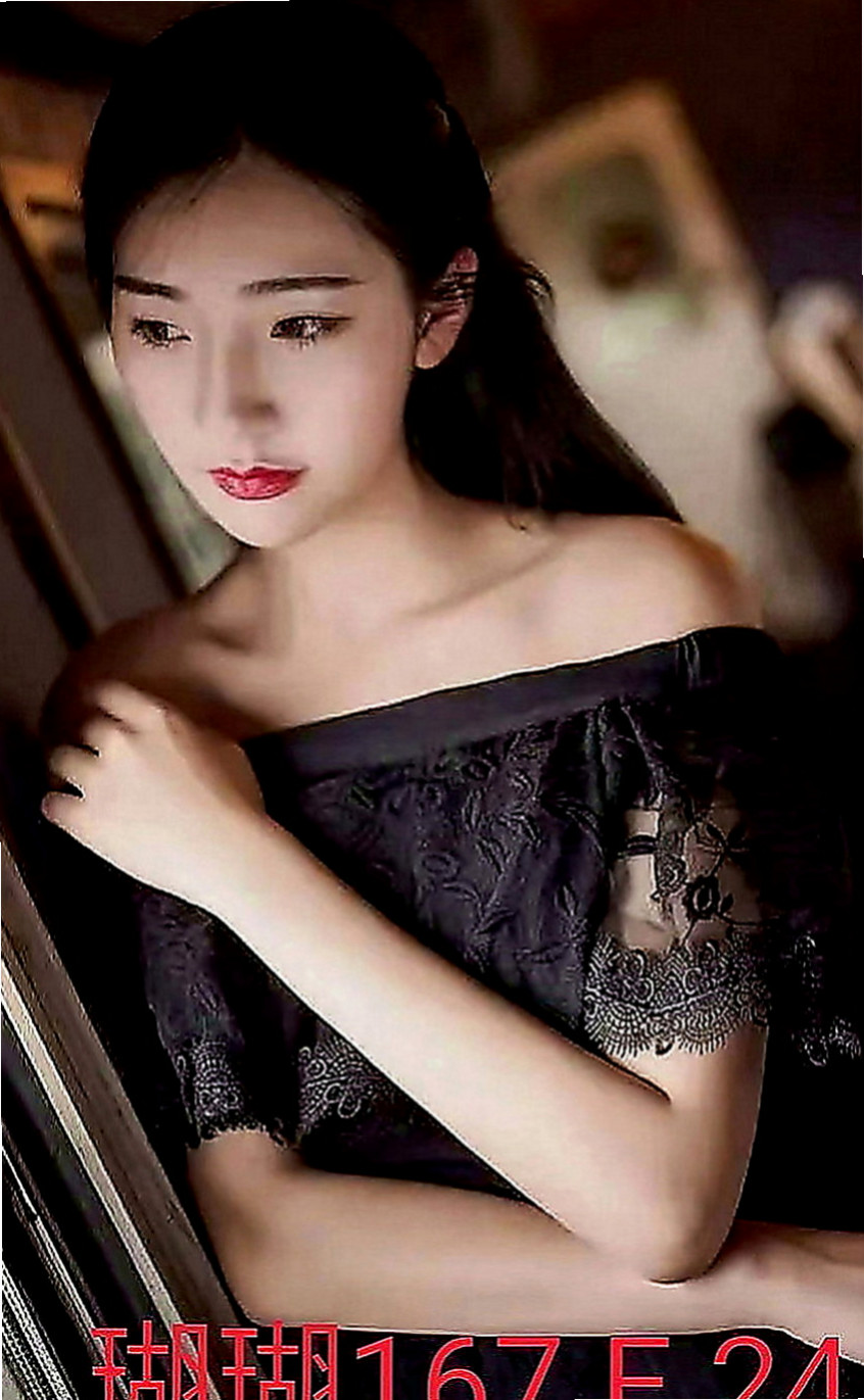 龍崎伴遊：語彤 |淫蕩人妻|168cm|42kg|E罩杯|20歲|妖嬈的身姿 床上的不段挑逗 讓你流連忘返  【落差不大 喜歡的千萬千萬千萬不要錯過】
