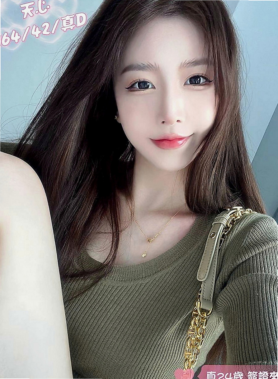 新竹外叫：雅蜜 |可愛小正妹|165cm|43kg|C罩杯|24歲|帶套做，可舌吻，主動豪放，服務全方位！#你想玩哪一個小姐就有哪一個的福利待遇
