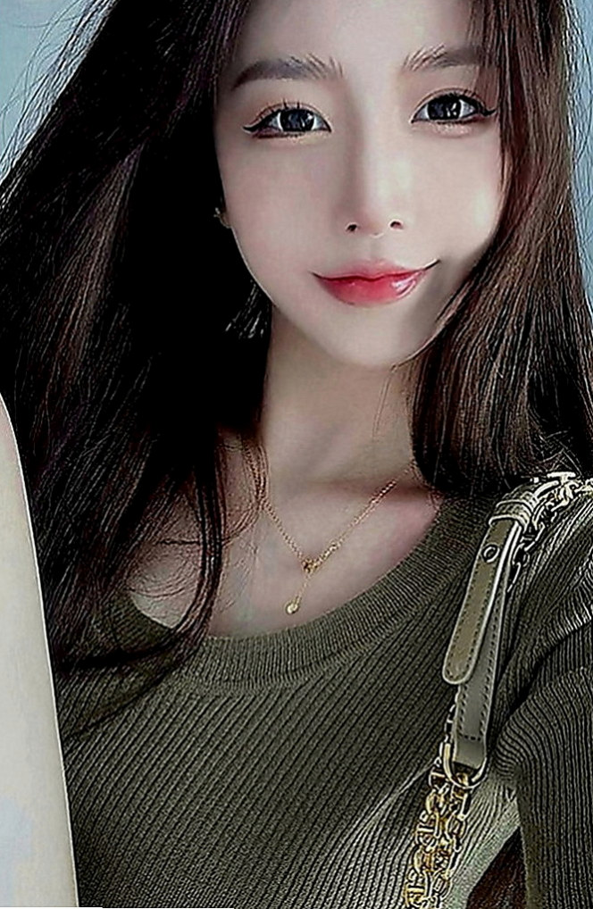 新竹外叫：雅蜜 |可愛小正妹|165cm|43kg|C罩杯|24歲|帶套做，可舌吻，主動豪放，服務全方位！#你想玩哪一個小姐就有哪一個的福利待遇