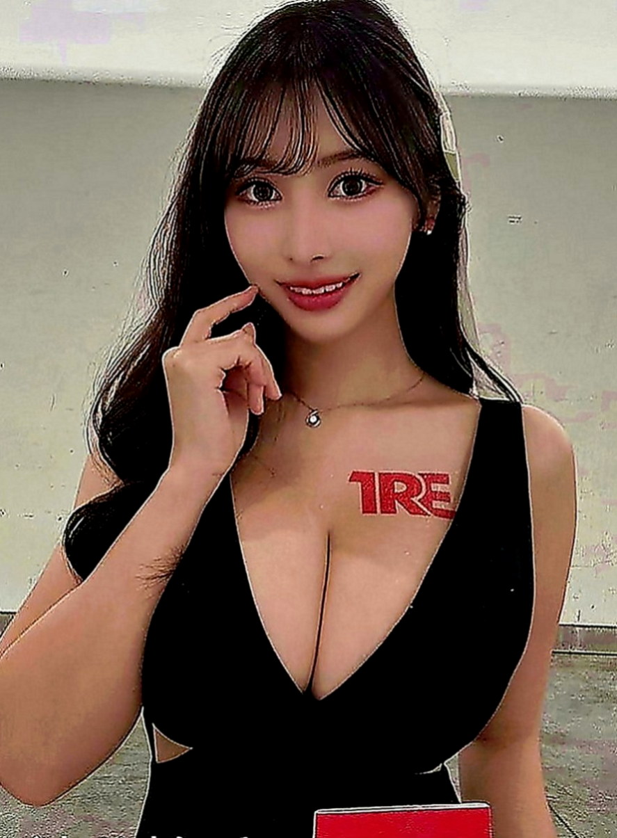 後壁外約：喜鵲 |大三學生妹|166cm|42kg|C罩杯|21歲|描述：抹胸短裙，配上細高跟，白皙肌膚裸露在外超誘人，