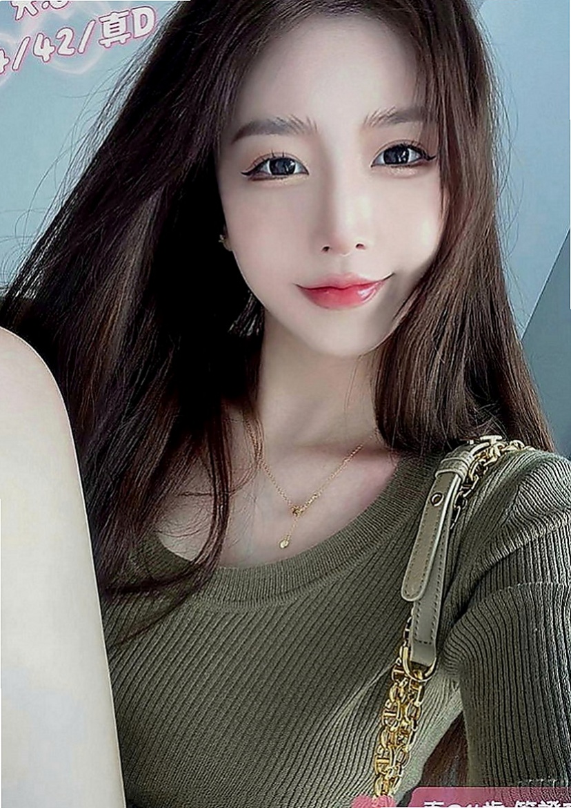 新竹外叫：雅蜜 |可愛小正妹|165cm|43kg|C罩杯|24歲|帶套做，可舌吻，主動豪放，服務全方位！#你想玩哪一個小姐就有哪一個的福利待遇